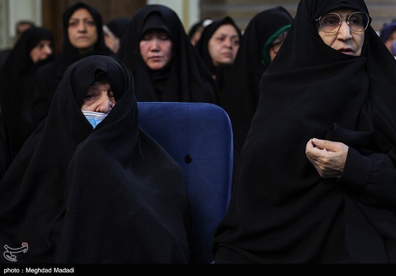 جدیدترین تصاویر فرزندان هاشمی رفسنجانی ؛ فائزه در زندان بود | مهدی هاشمی شکار شد؛ فاطمه غمگین‌ترین بود | همسر آیت الله هاشمی هم با ویلچر آمد