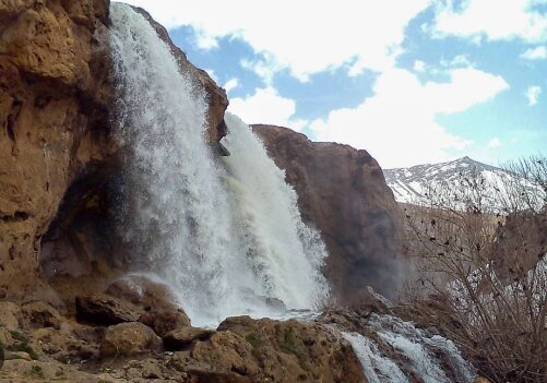 سفر یک روزه اطراف تهران کجا بریم ؟ | راهنمای سفر به آبشار کیگا ؛ آبشاری مرتفع نزدیک امامزاده داوود